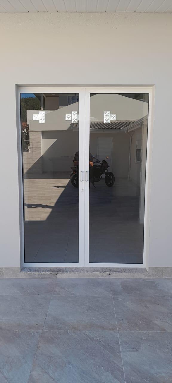 Linha Suprema / L.25 Alusupra